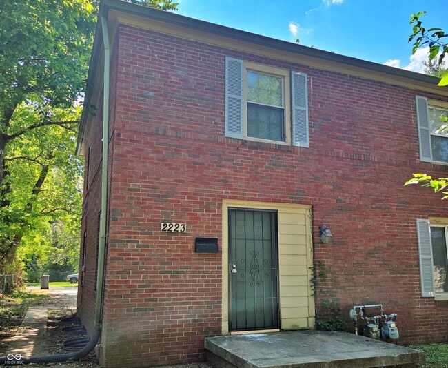 property at 2223 E 38th St