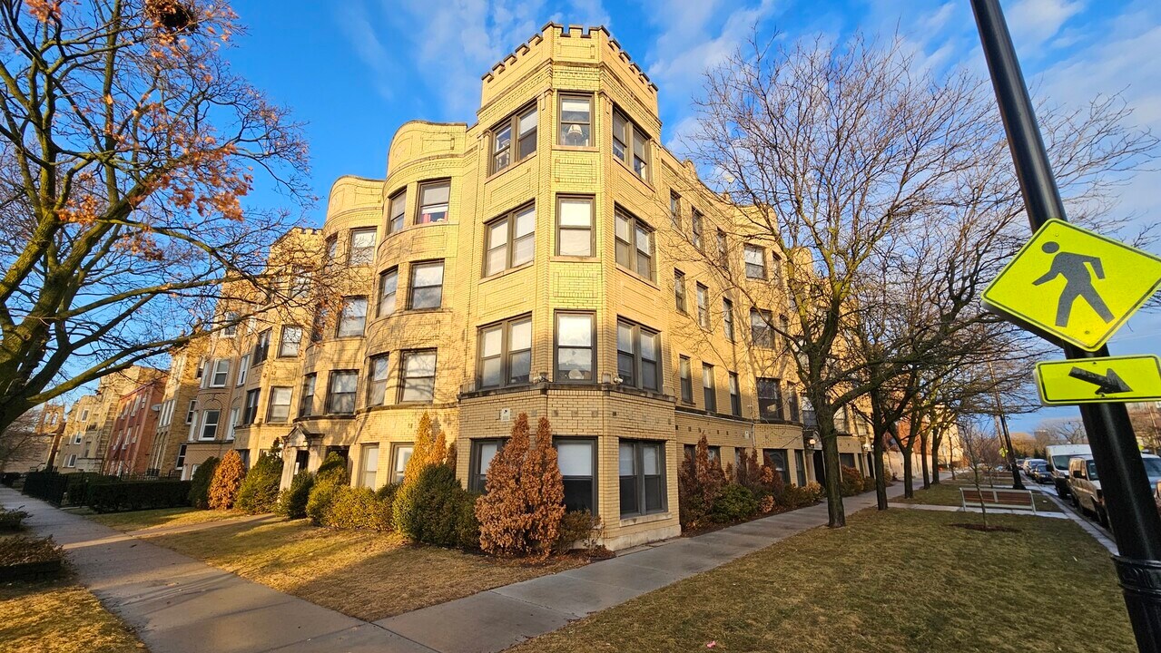 5503 N Campbell Ave in Chicago, IL - Building Photo
