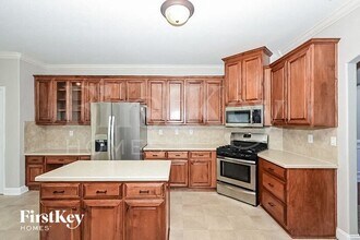 489 Glouchester Dr in Locust Grove, GA - Building Photo - Building Photo