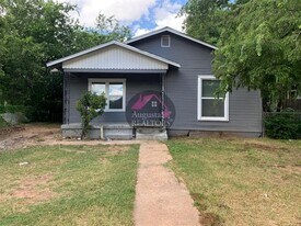 1658 Orange St in Abilene, TX - Building Photo