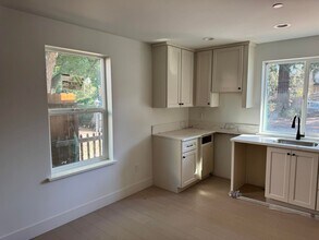 3905 1st Ave in Sacramento, CA - Building Photo - Building Photo