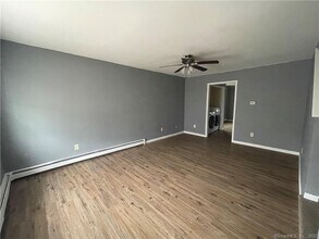 81 Birdsey St in Bridgeport, CT - Building Photo - Building Photo