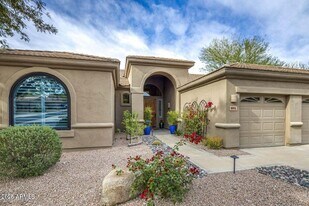 10912 E Butherus Dr in Scottsdale, AZ - Building Photo