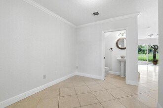 12740 Westhampton Cir in Wellington, FL - Building Photo - Building Photo