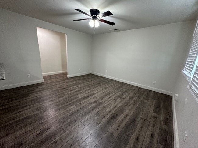 11940 Rosedale Hwy in Bakersfield, CA - Building Photo - Building Photo