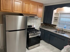 99 Grand Ave, Unit Apartement #2 in Johnson City, NY - Foto de edificio - Building Photo