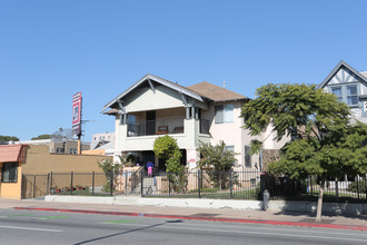 2407 E 1st St in Los Angeles, CA - Building Photo - Building Photo