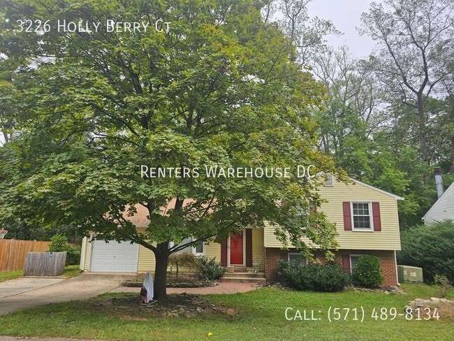 property at 3226 Holly Berry Ct