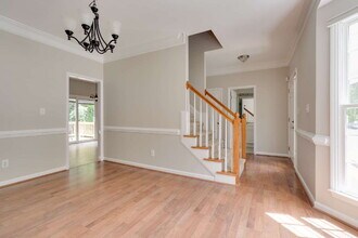 8512 Erinsbrook Dr in Raleigh, NC - Building Photo - Building Photo