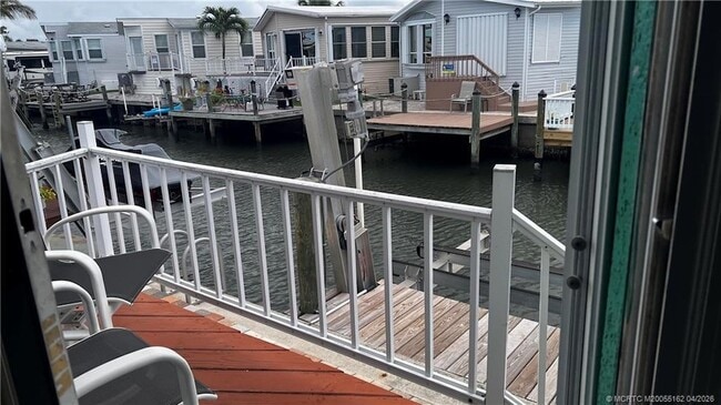 property at 1077 Nettles Blvd