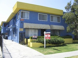 1451 S Orange Grove Ave Apartamentos