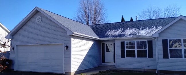 6573 Sonoma Rd in Rockford, IL - Building Photo - Building Photo