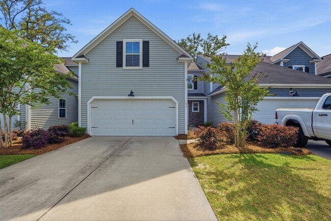 property at 17 Crown Ct