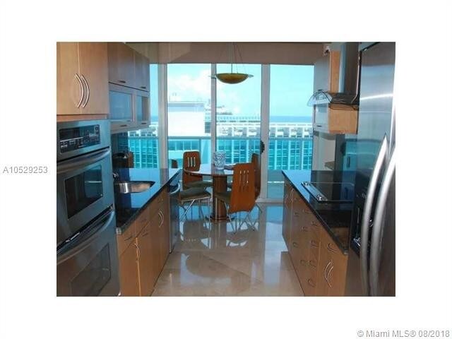 5025 Collins Ave-Unit -1602 in Miami Beach, FL - Building Photo