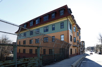 63 Washington Ave in Chelsea, MA - Foto de edificio - Building Photo