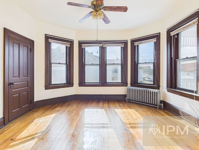 24 N Main St in Manchester, PA - Building Photo - Building Photo