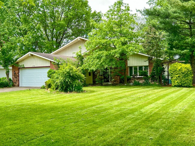 property at 25946 Tallwood Dr