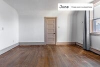 123 Washington St photo'