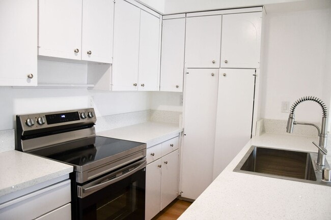 property at 344 W Tularosa Ave