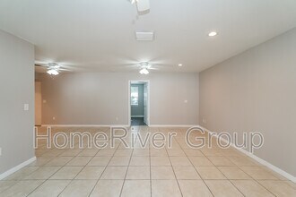 2046 Little Neck Rd in Clearwater, FL - Building Photo - Building Photo