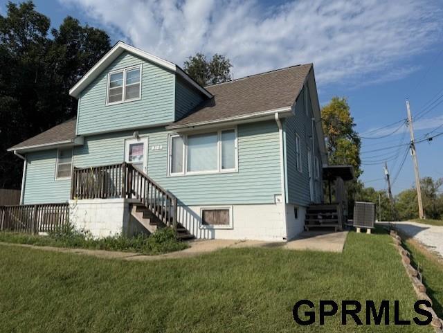 property at 316 S 15th St