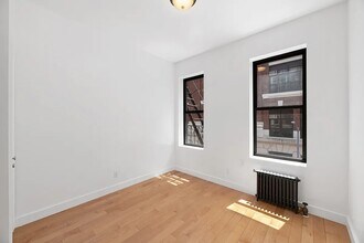 206 Rivington St in New York, NY - Building Photo - Building Photo
