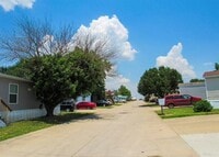 970 Collin Cir photo'