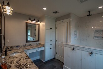 2205 Co Rd 122, Unit 301 in Caldwell, TX - Building Photo - Building Photo