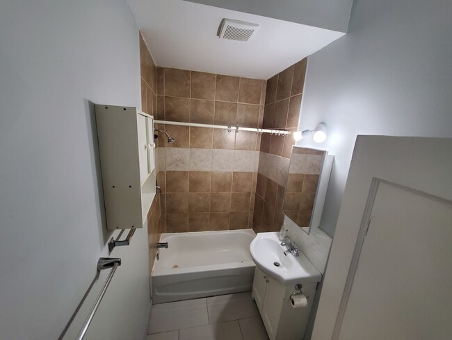91 Highfield St in Moncton, NB - Building Photo - Building Photo