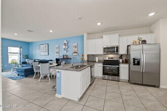 35 Ember St in St. Augustine, FL - Foto de edificio - Building Photo
