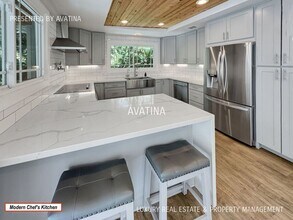 1551 Aalapapa Dr in Kailua, HI - Building Photo - Building Photo