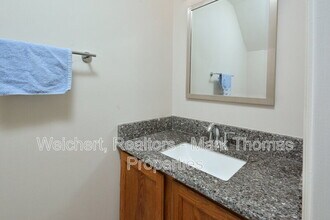 104 Gatehouse Ln in Durham, NC - Building Photo - Building Photo
