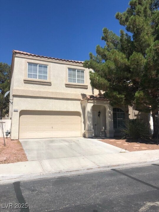 3439 Bankside Dr in Las Vegas, NV - Building Photo