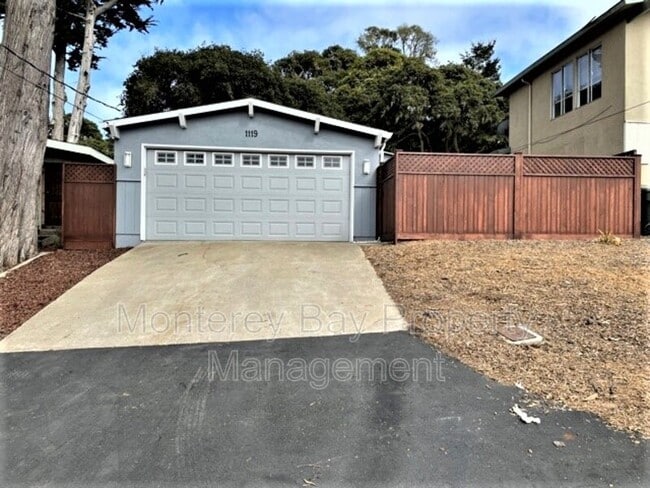 property at 1119 Presidio Blvd