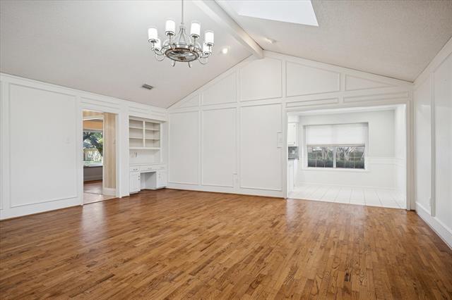 12612 Whispering Hills Dr in Dallas, TX - Building Photo - Building Photo