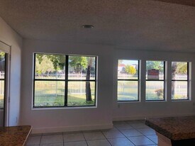 10501 SW 155th Ct, Unit 1115 in Miami, FL - Building Photo