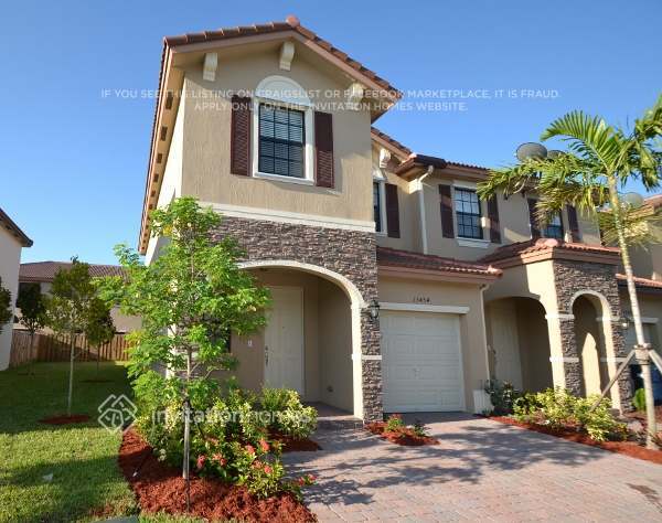 property at 15454 SW 119th St