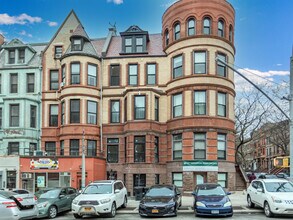 719 Saint Nicholas Ave in New York, NY - Building Photo - Building Photo