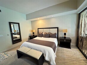5300 NW 87th Ave, Unit 1507 in Doral, FL - Building Photo - Building Photo