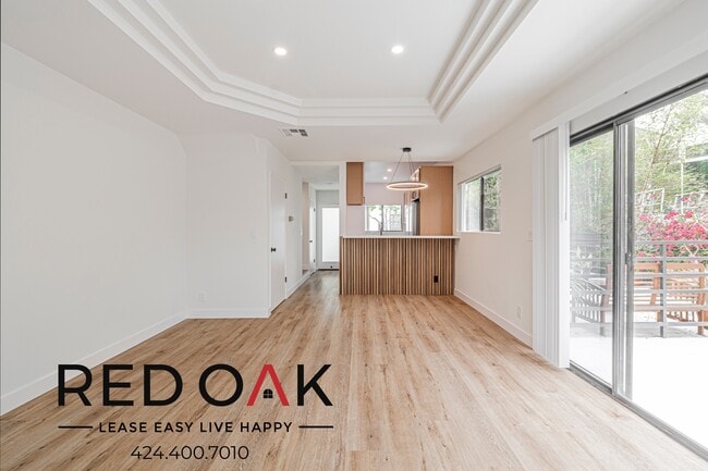 property at 2500 Abbot Kinney Blvd