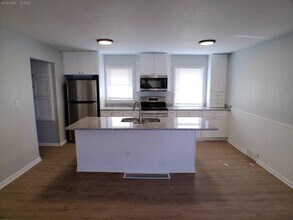 12603 E Erickson Rd in Independence, MO - Building Photo - Building Photo