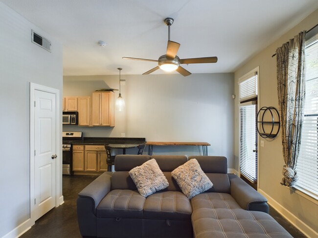 1602 Elgin St in Houston, TX - Building Photo - Building Photo