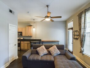 1602 Elgin St in Houston, TX - Foto de edificio - Building Photo