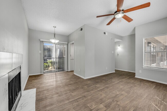 Millennium Dallas Apartments in Dallas, TX - Foto de edificio - Building Photo