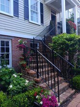 203 W Waldburg St, Unit Penthouse in Savannah, GA - Building Photo - Building Photo