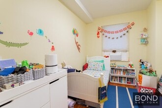227 Riverside Dr in New York, NY - Building Photo - Building Photo