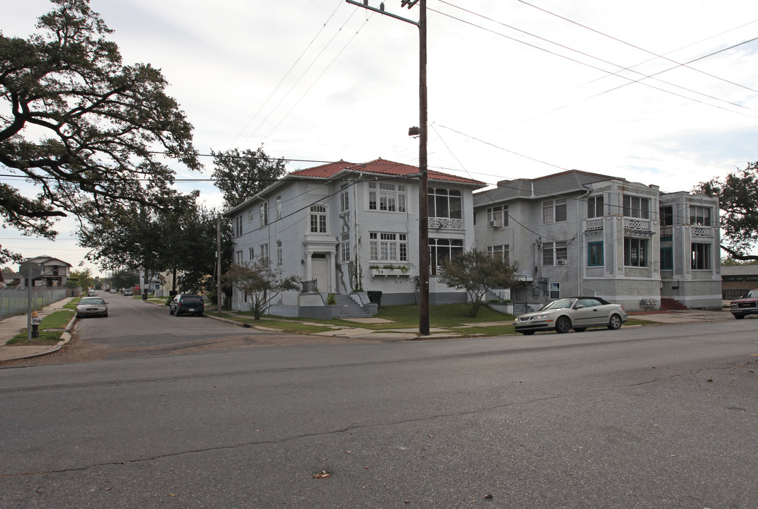 2837 Napoleon Ave in New Orleans, LA - Foto de edificio