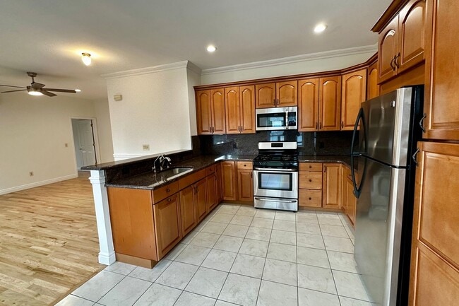 35 N Farview Ave in Paramus, NJ - Building Photo - Building Photo