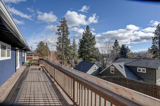 1825 NW 7th St in Bend, OR - Foto de edificio - Building Photo