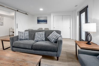 Sugarbush Gardens in Waterloo, ON - Building Photo - Interior Photo